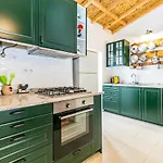 Apartamento Moderno Em Bairro Típico Lisboeta