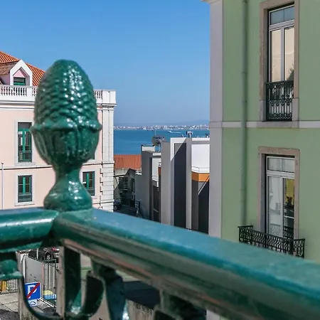 Apartamento Moderno Em Bairro Típico Lisboeta Lisboa
